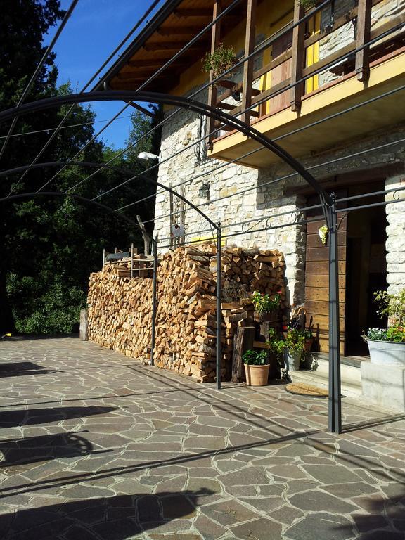 Palazzago Agriturismo Cascina Ronchi מראה חיצוני תמונה